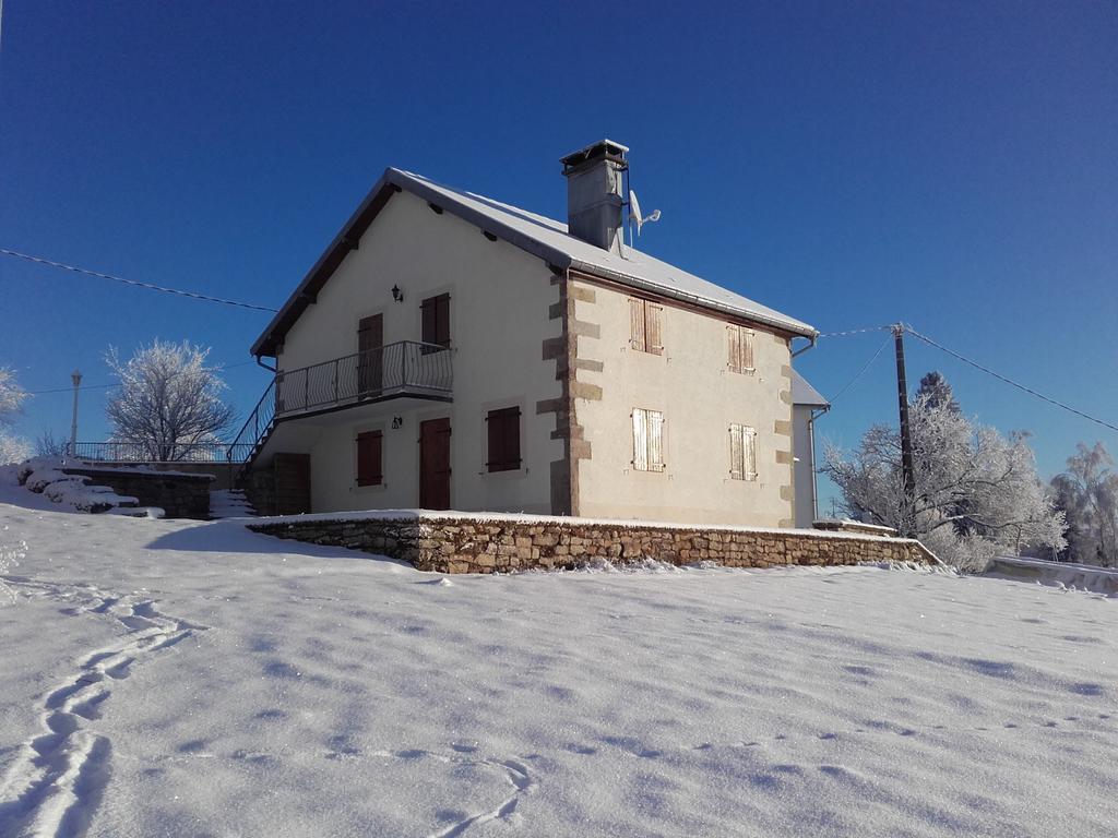Gite Les Hirondelles Plombieres-les-Bains Exterior photo